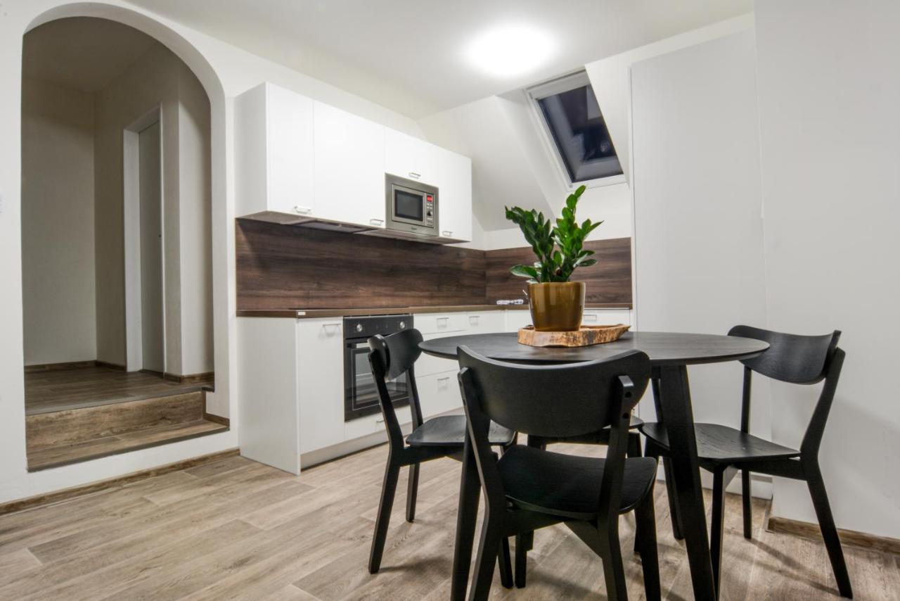 Apartmany Victory Residence Prosecne Екстер'єр фото